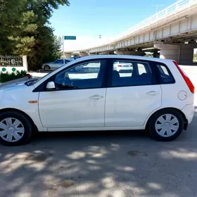 Ford Figo 2012