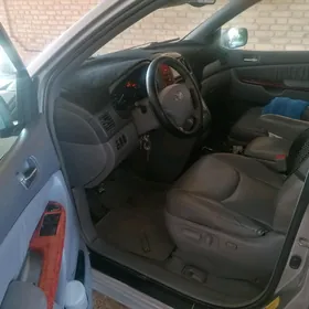 Toyota Sienna 2005