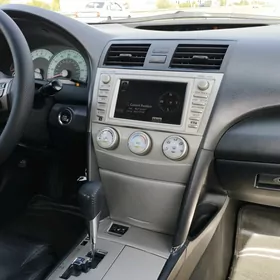 Toyota Camry 2011