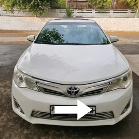 Toyota Camry 2012