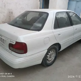 Hyundai Elantra 1996