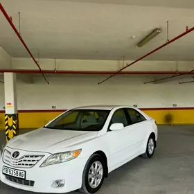 Toyota Camry 2010