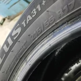 215 55 r17   kumho