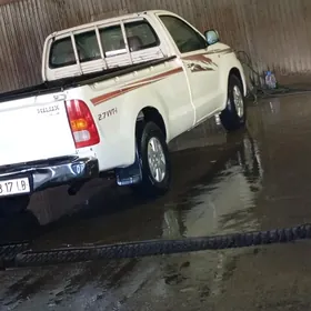 Toyota Hilux 2010