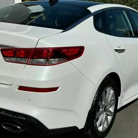 Kia Optima 2018