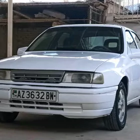 Opel Vectra 1990