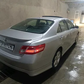 Toyota Camry 2011