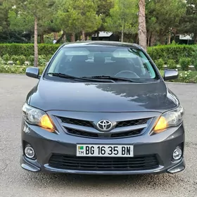 Toyota Corolla 2011