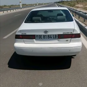 Toyota Camry 1999