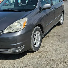 Toyota Sienna 2005