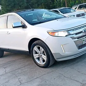 Ford Edge 2012