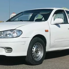 Nissan Sunny 2002