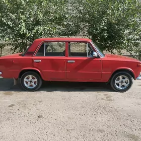 Lada 2104 1986