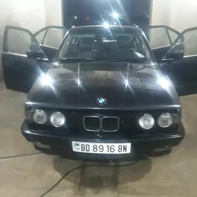 BMW 525 1992