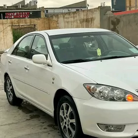 Toyota Camry 2004