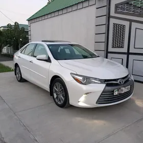 Toyota Camry 2016