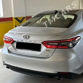 Toyota Camry 2024