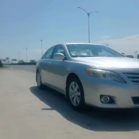 Toyota Camry 2011