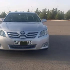 Toyota Camry 2011