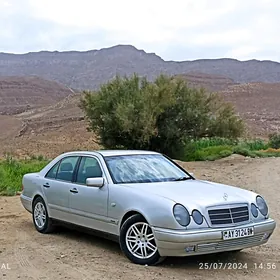 Mercedes-Benz 230E 1996