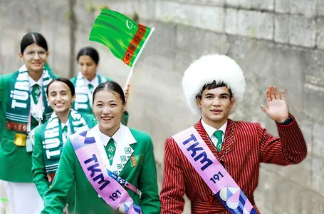 Türkmenistanly türgenler Parižde Olimpiada — 2024-iň açylyş dabarasyna gatnaşdylar