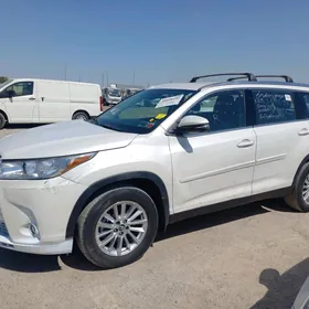 Toyota Highlander 2019