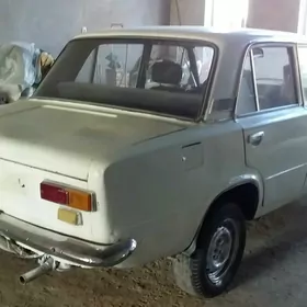 Lada 2111 1980