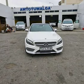 Mercedes-Benz C300 2016