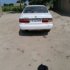 Toyota Corona 1992