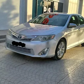 Toyota Camry 2013