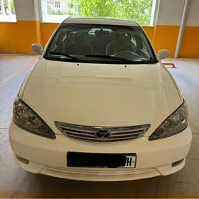 Toyota Camry 2005