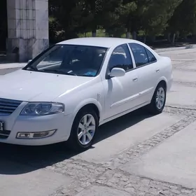 Nissan Sunny 2012