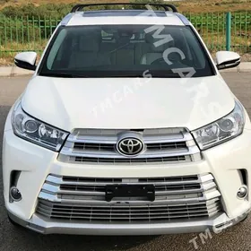 Toyota Highlander 2018