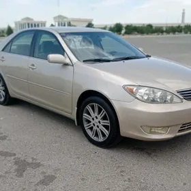 Toyota Camry 2005