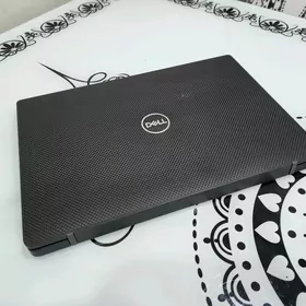 Dell i7-8 16GB SSD-512 Noutbuk