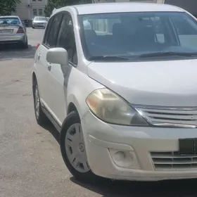 Nissan Versa 2010