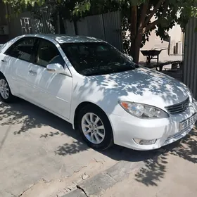 Toyota Camry 2003