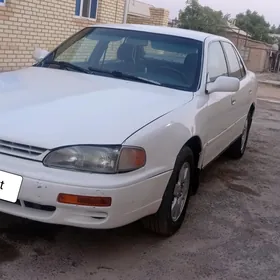 Toyota Camry 1993