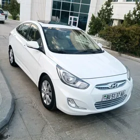 Hyundai Accent 2014