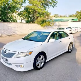 Toyota Camry 2010