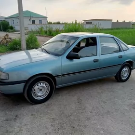 Opel Vectra 1990