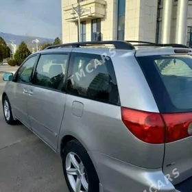 Toyota Sienna 2007