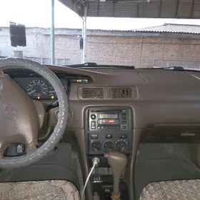 Toyota Camry 2000