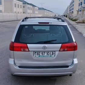 Toyota Sienna 2005