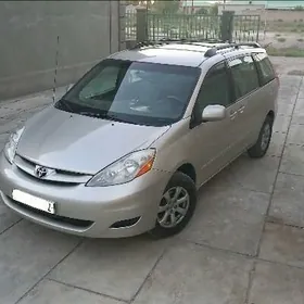 Toyota Sienna 2009