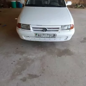 Opel Astra 1992