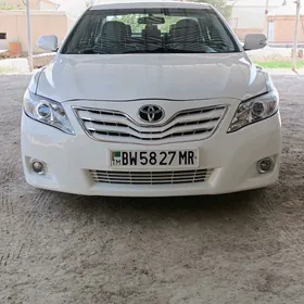 Toyota Camry 2010