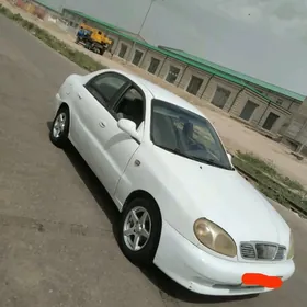 Daewoo Lanos 1998