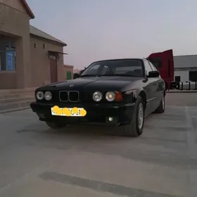 BMW 525 1990