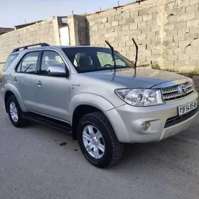 Toyota Fortuner 2009